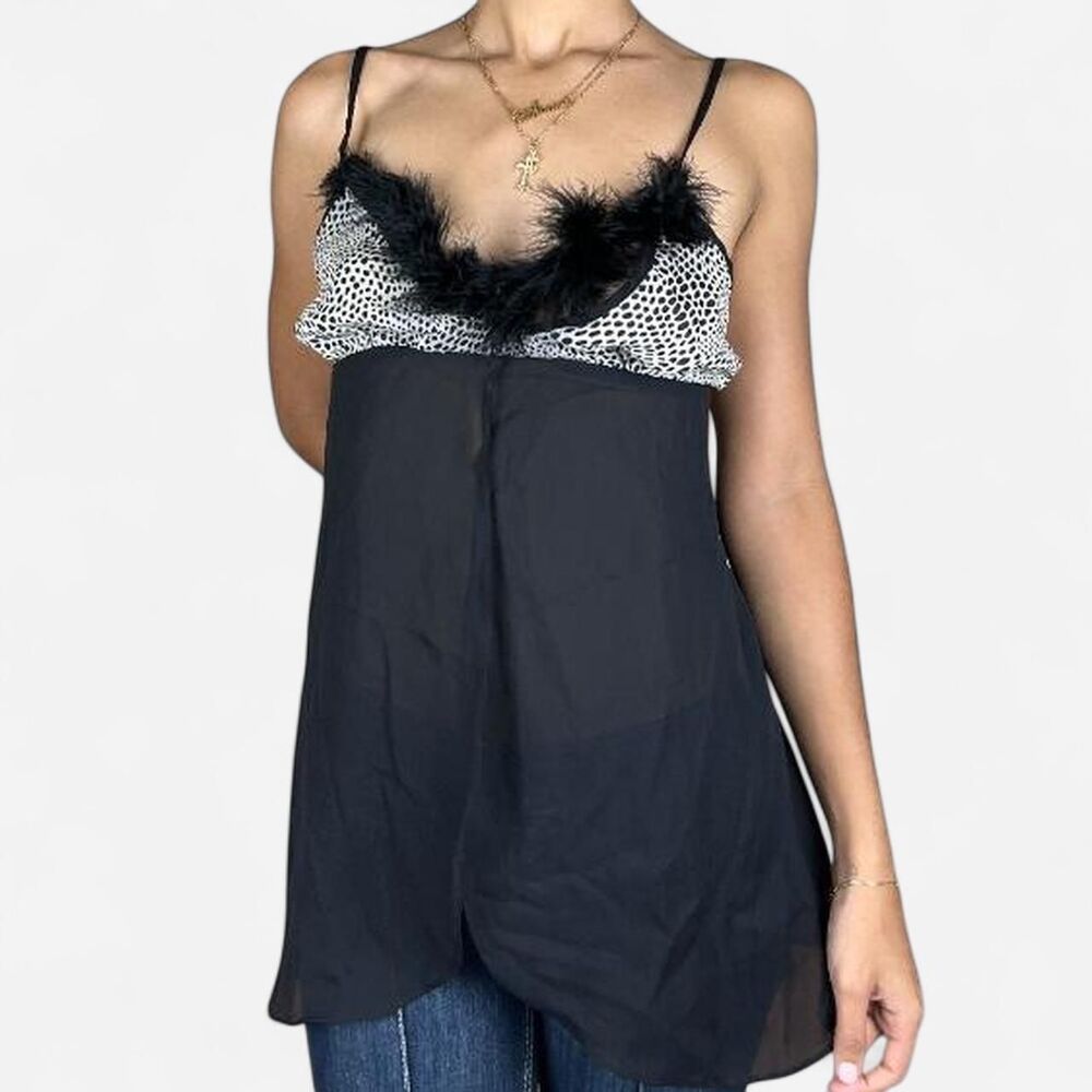 Secret-treasures Women's Black and Cream Vest